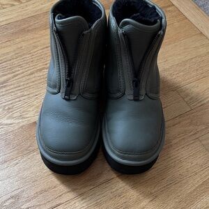 Ugg Zip platform boots